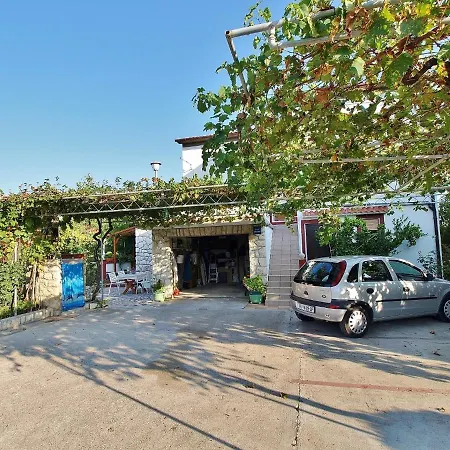 Apartment With A Parking Space Kampor, Rab - 5000 Kampor