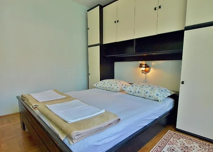 Apartament With Parking Space Kampor, Rab - 5000